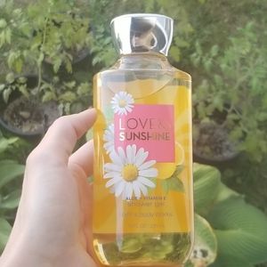 Love And Sunshine Bath and Body Works shower gel